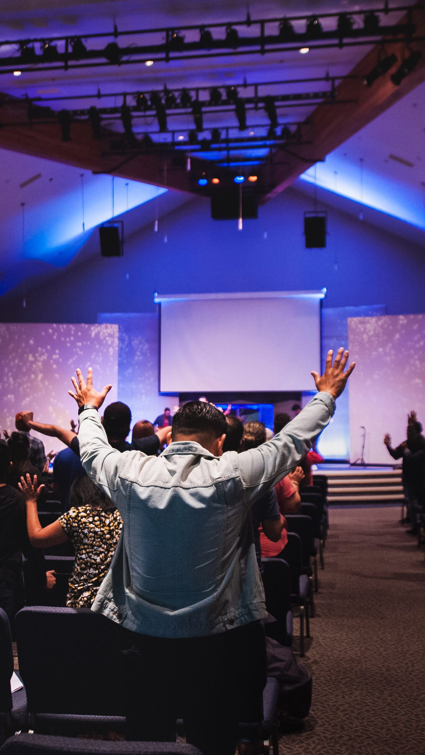 EFCC 5pm Modern Worship Service